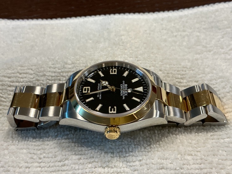 ロレックス エクスプローラー 124273（高級時計）の商品画像 - 査定依頼日：2025年9月24日 - 最高査定価格：1,600,000円