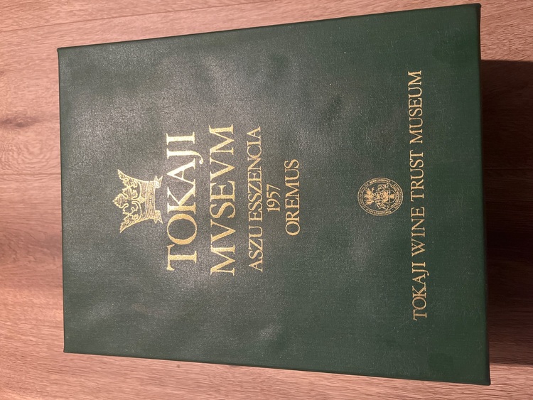 TOKAJI ASZU ESSZENCIA 1957（お酒）の商品画像 - 査定依頼日：2025年9月26日 - 最高査定価格：7,000円