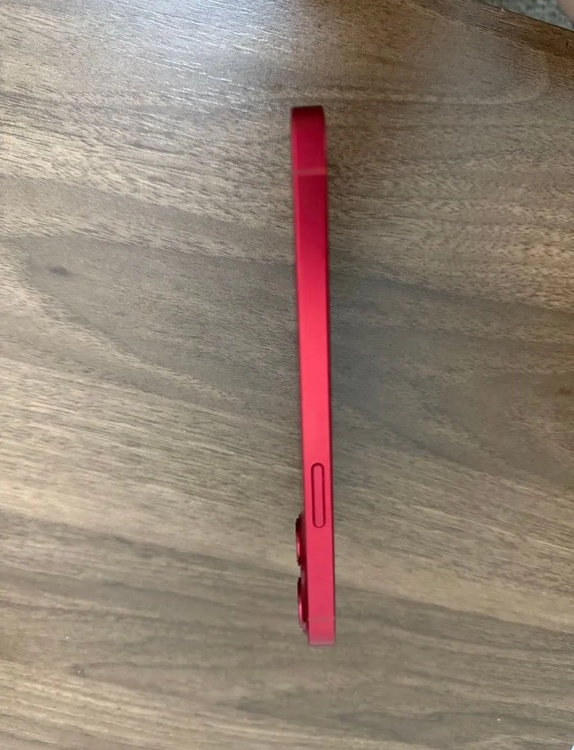 iPhone 13 256GB docomo（スマホ）の商品画像 - 査定依頼日：2025年12月7日 - 最高査定価格：41,000円