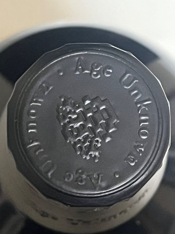 Age unknown へんこつなんこつ（お酒）の商品画像 - 査定依頼日：2026年4月6日 - 最高査定価格：920,000円