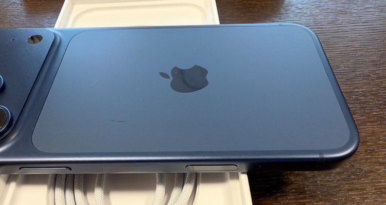 iPhone iPhone 17 Pro Max 256GB SIMフリー（スマホ）の商品画像 - 査定依頼日：2026年9月23日 - 最高査定価格：167,000円