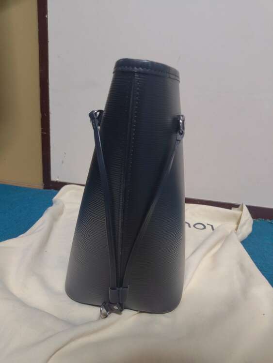 ネヴァーフル（ブランドバッグ）の商品画像 - 査定依頼日：2025年5月18日 - 最高査定価格：70,000円