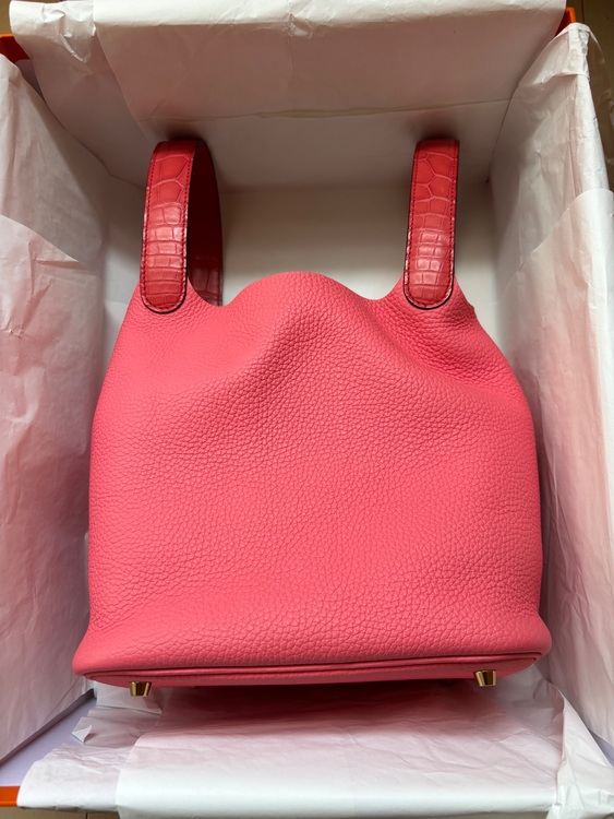 エルメス ピコタン （ブランドバッグ）の商品画像 - 査定依頼日：2025年9月4日 - 最高査定価格：620,000円