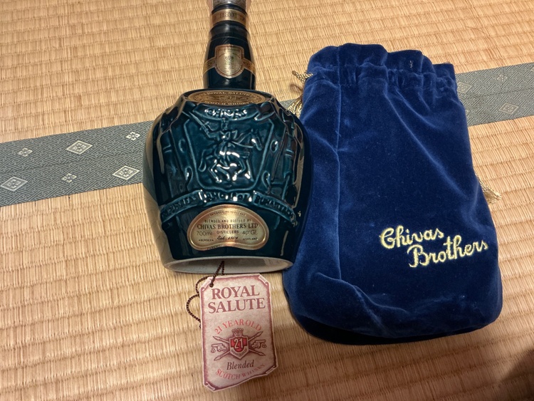 Chivas（お酒）の商品画像 - 査定依頼日：2026年3月1日 - 最高査定価格：7,200円