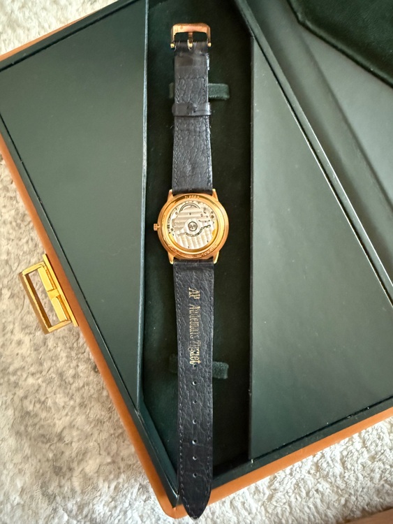 オーデマピゲ その他 BA5720/00（高級時計）の商品画像 - 査定依頼日：2025年8月5日 - 最高査定価格：4,500,000円