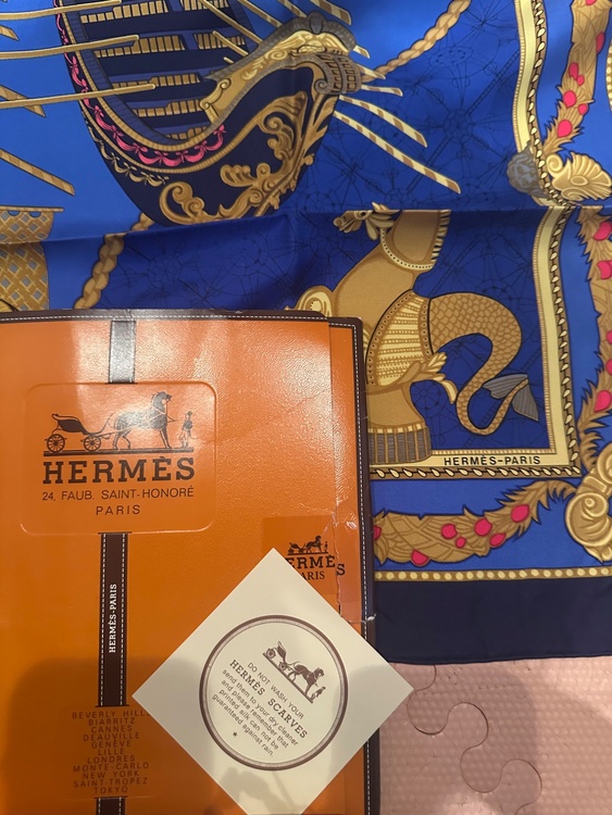 エルメス　スカーフ（ブランド財布・小物）の商品画像 - 査定依頼日：2026年1月31日 - 最高査定価格：10,000円