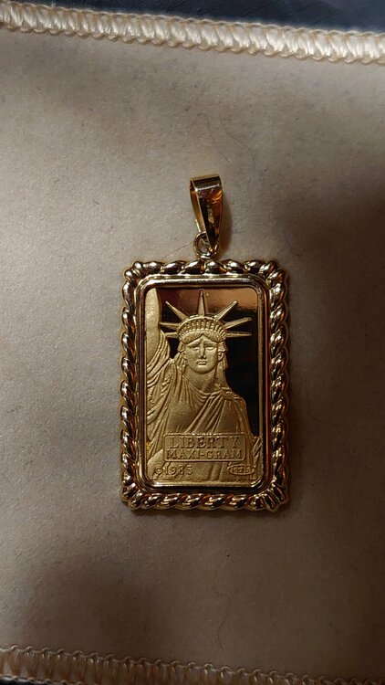 24金、自由の女神5gインゴット、フレーム18金（金・貴金属）の商品画像 - 査定依頼日：2026年4月13日 - 最高査定価格：152,000円