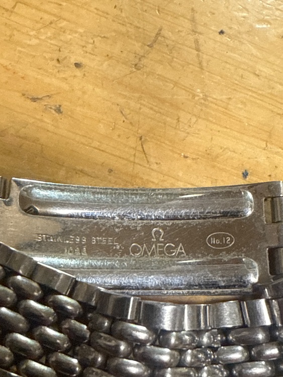 分からない（高級時計）の商品画像 - 査定依頼日：2025年11月29日 - 最高査定価格：200,000円