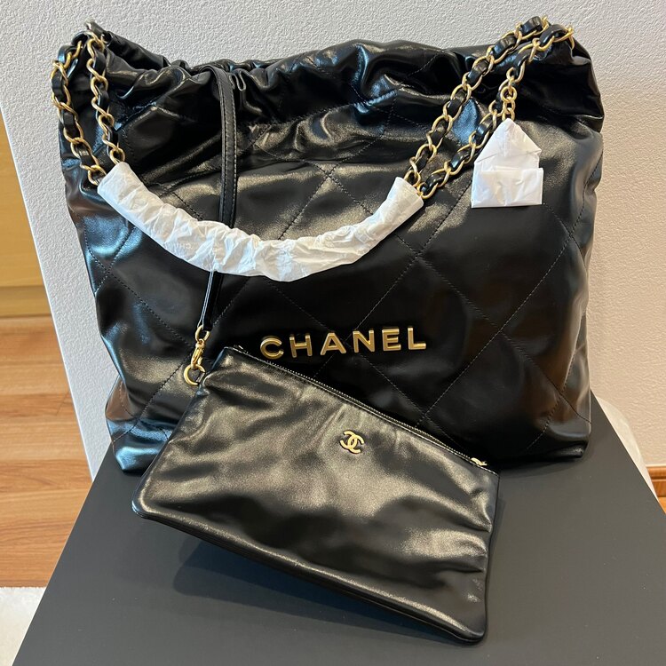 CHANEL22 ミディアム　ハンドバッグ（ブランドバッグ）の商品画像 - 査定依頼日：2025年1月21日 - 最高査定価格：680,000円