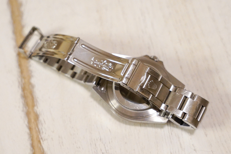 ロレックス エクスプローラー 16570（高級時計）の商品画像 - 査定依頼日：2026年4月10日 - 最高査定価格：1,300,000円