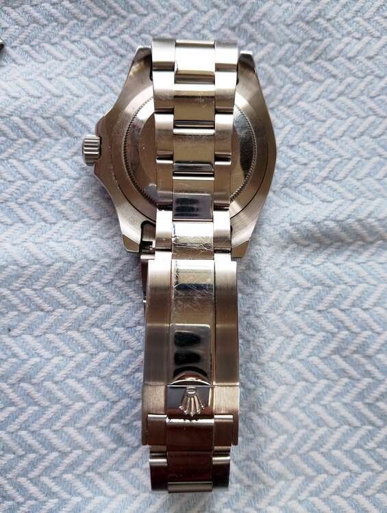 ロレックス ヨットマスター z75400（高級時計）の商品画像 - 査定依頼日：2025年5月15日 - 最高査定価格：1,650,000円