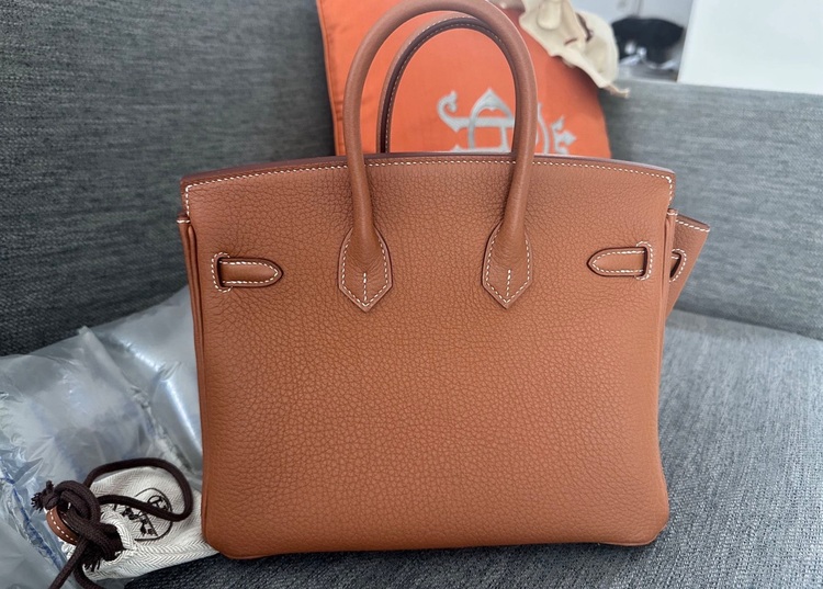 エルメス バーキン （ブランドバッグ）の商品画像 - 査定依頼日：2025年7月12日 - 最高査定価格：2,350,000円