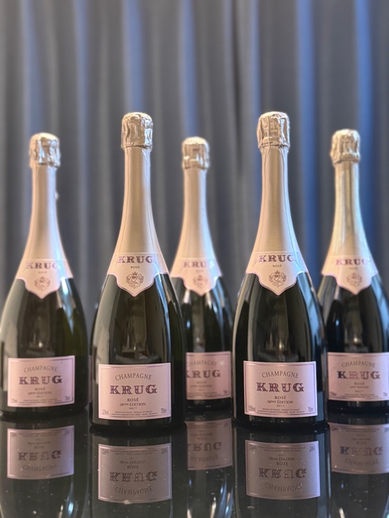 シャンパン シャンパン・クリュッグ （お酒）の商品画像 - 査定依頼日：2025年9月14日 - 最高査定価格：215,000円