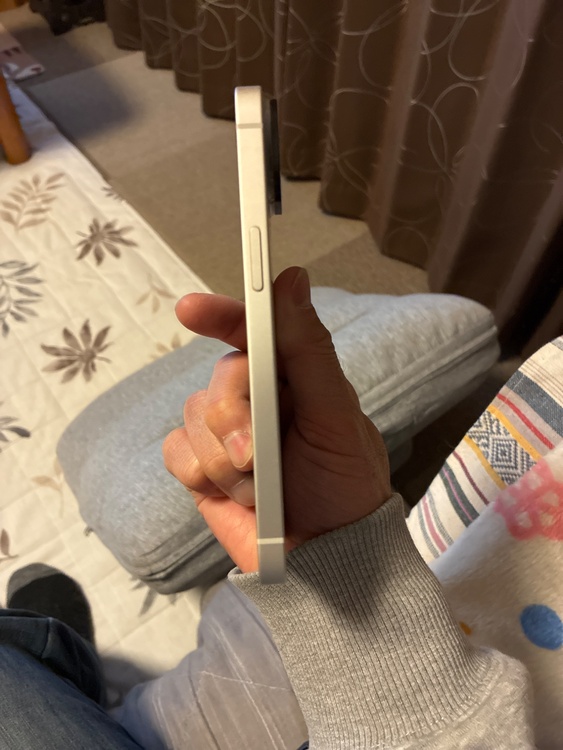 iPhone 14 128GB SIMフリー（スマホ）の商品画像 - 査定依頼日：2026年3月13日 - 最高査定価格：47,000円