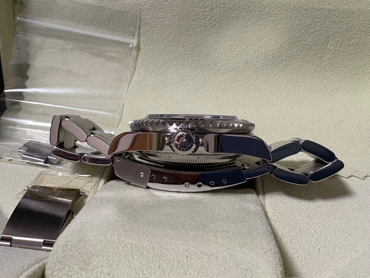 ロレックスシードゥエラー（高級時計）の商品画像 - 査定依頼日：2025年11月29日 - 最高査定価格：1,400,000円