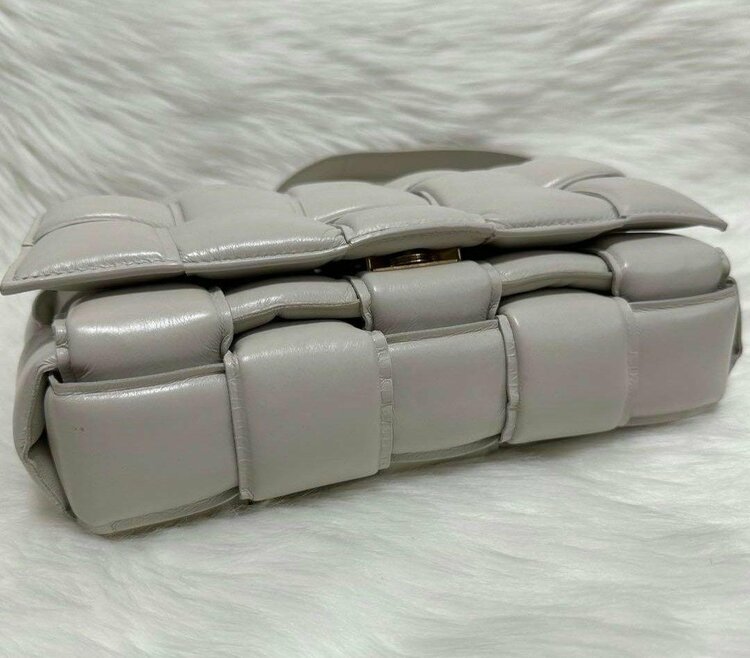 ボッテガ・ヴェネタ  （ブランドバッグ）の商品画像 - 査定依頼日：2025年12月23日 - 最高査定価格：130,000円