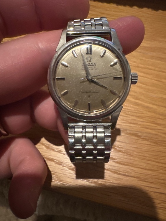 オメガ コンステーション （高級時計）の商品画像 - 査定依頼日：2026年1月10日 - 最高査定価格：200,000円