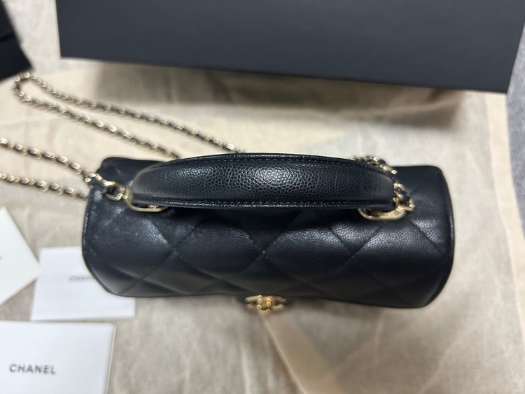 ココハンドル（CHANEL COCO HANDLE）マトラッセ（ブランドバッグ）の商品画像 - 査定依頼日：2026年7月8日 - 最高査定価格：750,000円