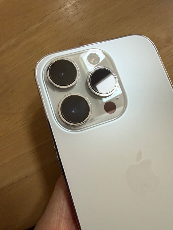 iPhone iPhone 14 Pro 256GB SIMフリー（スマホ）の商品画像 - 査定依頼日：2026年10月4日 - 最高査定価格：62,000円