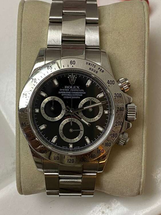 ロレックス デイトナ 116520（高級時計）の商品画像 - 査定依頼日：2024年11月14日 - 最高査定価格：2,500,000円