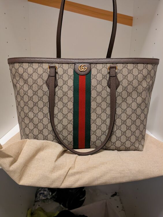 GUCCIトートバック（ブランドバッグ）の商品画像 - 査定依頼日：2025年9月5日 - 最高査定価格：25,000円