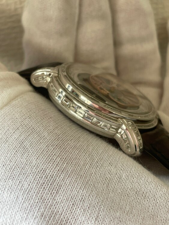 H65785（高級時計）の商品画像 - 査定依頼日：2025年5月16日 - 最高査定価格：1,100,000円