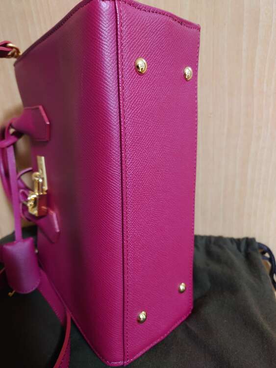 ショルダーバッグ（ブランドバッグ）の商品画像 - 査定依頼日：2025年2月23日