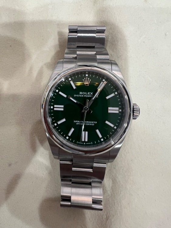 ロレックス パーペチュアル 13430（高級時計）の商品画像 - 査定依頼日：2025年8月29日 - 最高査定価格：1,500,000円