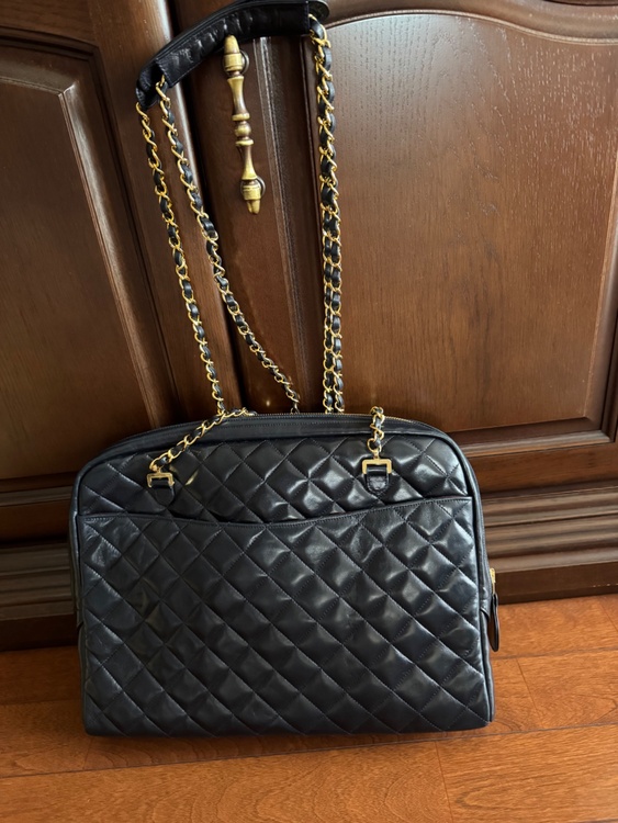 ショルダー（ブランドバッグ）の商品画像 - 査定依頼日：2025年12月13日 - 最高査定価格：110,000円