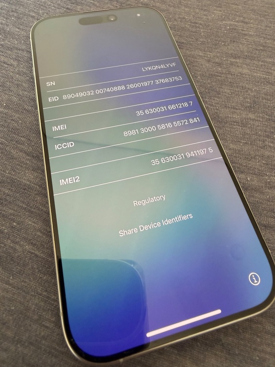 iPhone iPhone 16 Pro 256GB SIMフリー（スマホ）の商品画像 - 査定依頼日：2026年10月9日 - 最高査定価格：121,000円