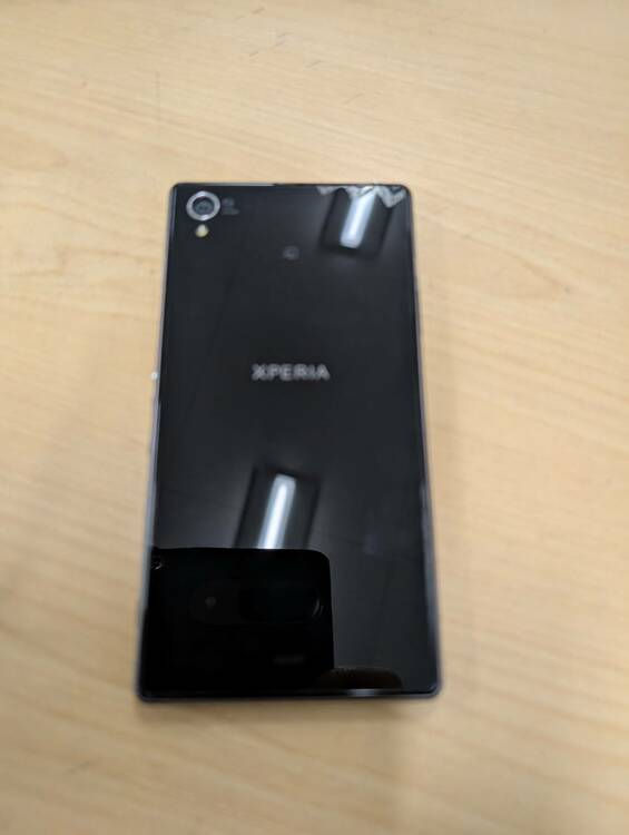 SO-01F（スマホ）の商品画像 - 査定依頼日：2026年1月12日 - 最高査定価格：500円