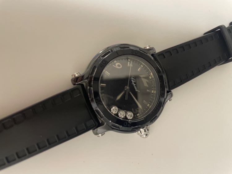 ショパール ハッピースポーツ イ（高級時計）の商品画像 - 査定依頼日：2025年9月28日 - 最高査定価格：530,000円