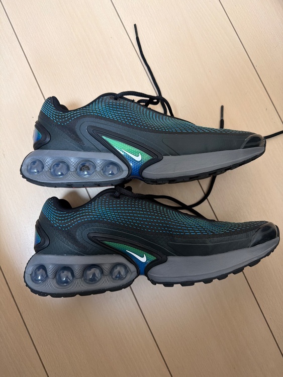 NIKE エアマックスDN DV3337-010（古着・ファッション）の商品画像 - 査定依頼日：2026年5月2日 - 最高査定価格：2,600円