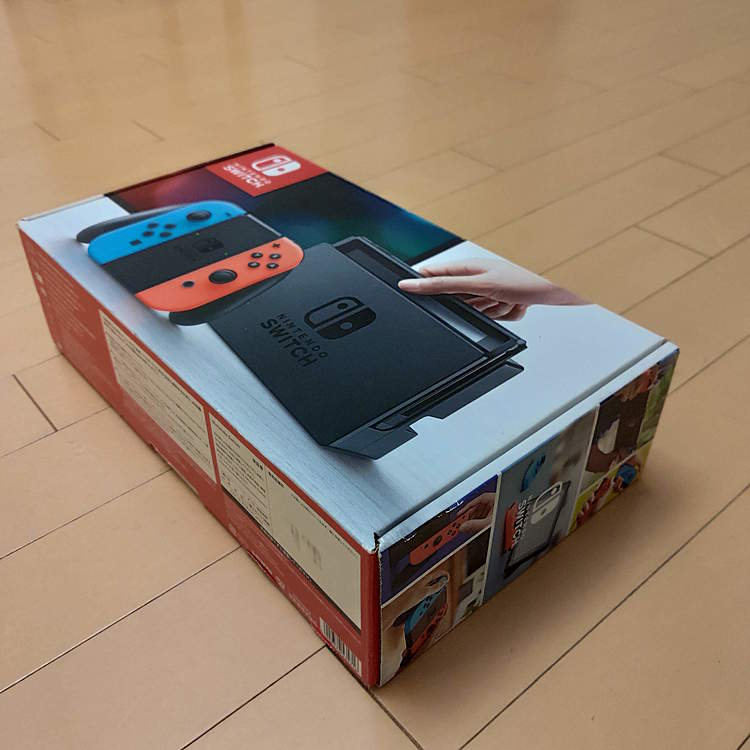Nintendo Switch本体 /Joy-Con(L) ネオンブルー/(R)（ゲーム機本体・ゲームソフト）の商品画像 - 査定依頼日：2020年1月25日 - 最高査定価格：18,200円