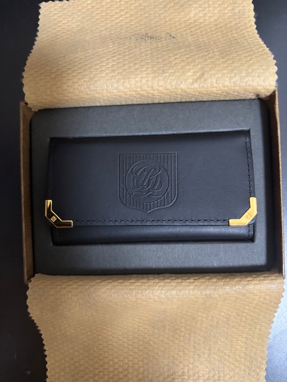 ルイキャトルズ　ブラックコレクション4連キーケース（ブランド財布・小物）の商品画像 - 査定依頼日：2025年6月7日 - 最高査定価格：300円