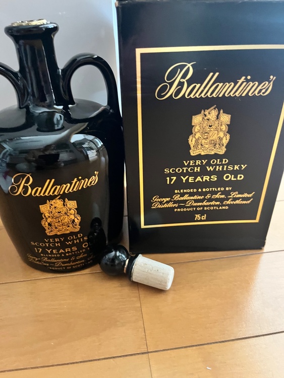 ウイスキー バランタイン （お酒）の商品画像 - 査定依頼日：2026年3月22日 - 最高査定価格：5,000円