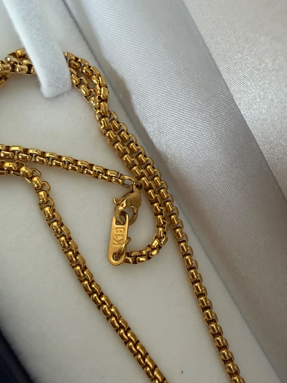 18K 鎖ネックレス（金・貴金属）の商品画像 - 査定依頼日：2026年7月4日 - 最高査定価格：262,000円