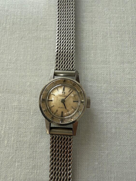 ジュネーブ（高級時計）の商品画像 - 査定依頼日：2025年5月11日 - 最高査定価格：20,000円