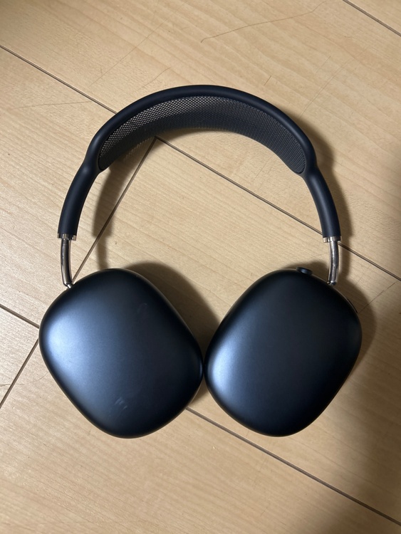 AirPods max（オーディオ・スピーカー）の商品画像 - 査定依頼日：2026年3月30日 - 最高査定価格：100,000円