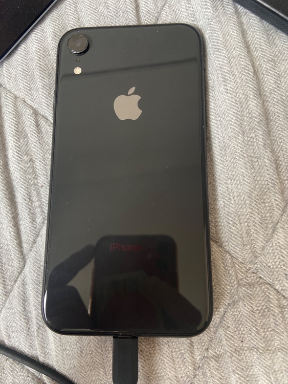 iPhoneXR 128GB SIMフリー（スマホ）の商品画像 - 査定依頼日：2026年3月19日 - 最高査定価格：14,000円