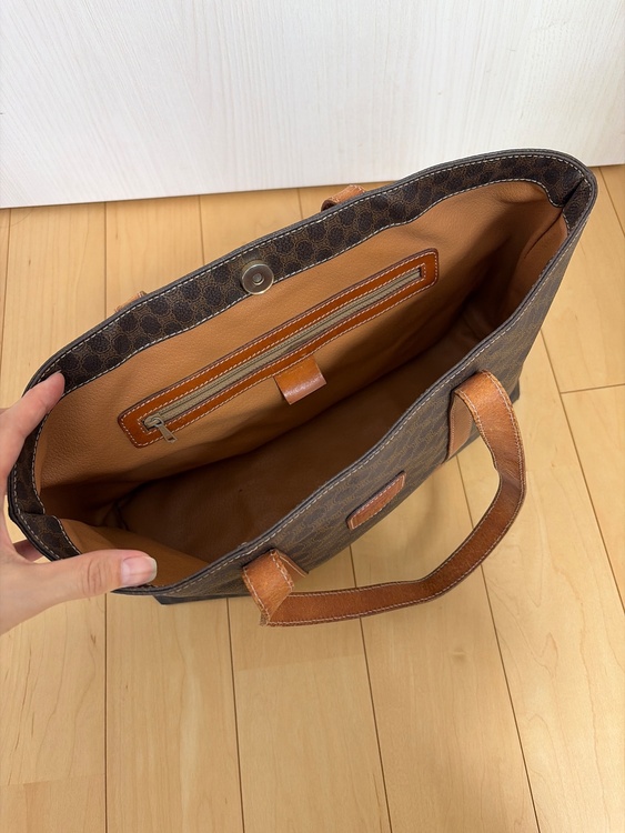 セリーヌ（ブランドバッグ）の商品画像 - 査定依頼日：2026年9月22日 - 最高査定価格：10,000円