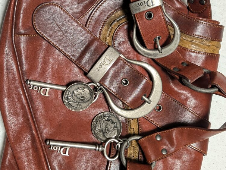 ガウチョ　ワインレッド（ブランドバッグ）の商品画像 - 査定依頼日：2026年4月21日 - 最高査定価格：110,000円