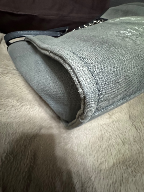 ドーヴィル（ブランドバッグ）の商品画像 - 査定依頼日：2026年3月24日 - 最高査定価格：260,000円