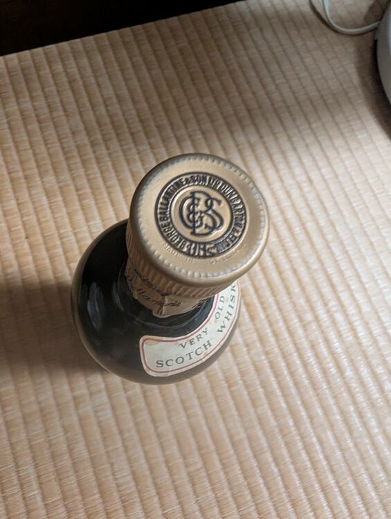 ウイスキー バランタイン （お酒）の商品画像 - 査定依頼日：2025年6月22日 - 最高査定価格：17,000円