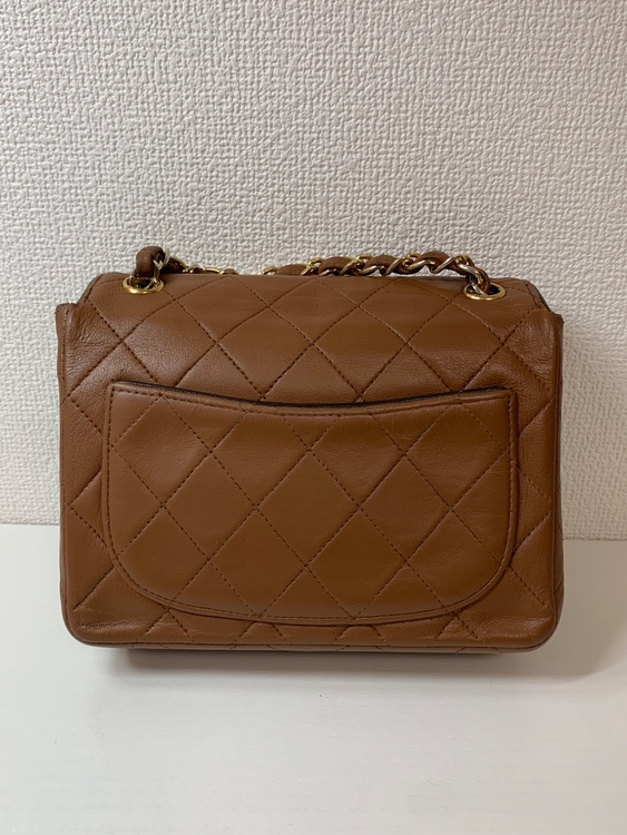 ミニマトラッセ　ブラウン（ブランドバッグ）の商品画像 - 査定依頼日：2026年3月18日 - 最高査定価格：180,000円