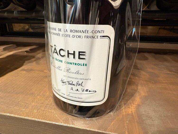 ワイン ラ・ターシュ （お酒）の商品画像 - 査定依頼日：2025年3月26日 - 最高査定価格：630,000円