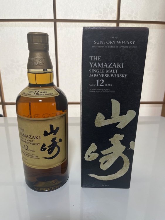 サントリーシングルモルト 山崎12年 700ml （お酒）の商品画像 - 査定依頼日：2026年6月1日 - 最高査定価格：21,500円