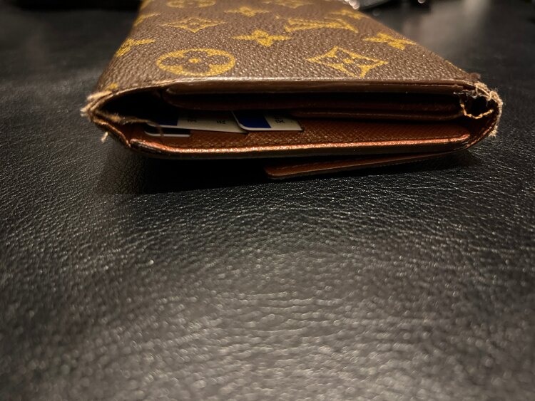 ルイヴィトン モノグラム （ブランドバッグ）の商品画像 - 査定依頼日：2025年4月26日 - 最高査定価格：3,000円