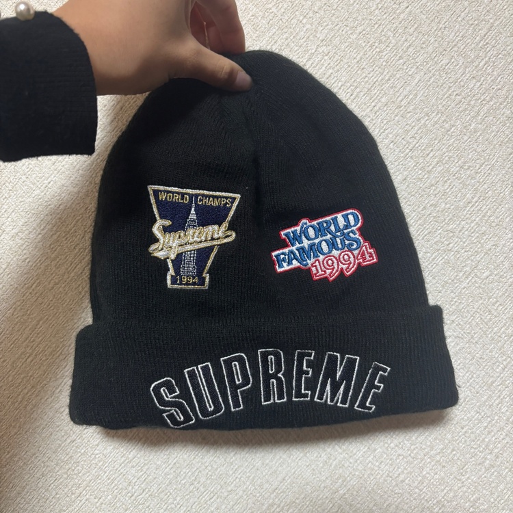 Supreme FW19 New Era Championship Beanie（古着・ファッション）の商品画像 - 査定依頼日：2025年12月12日 - 最高査定価格：3,000円