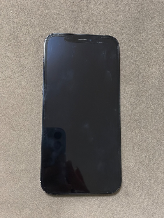 iPhone12（スマホ）の商品画像 - 査定依頼日：2026年8月15日 - 最高査定価格：23,500円